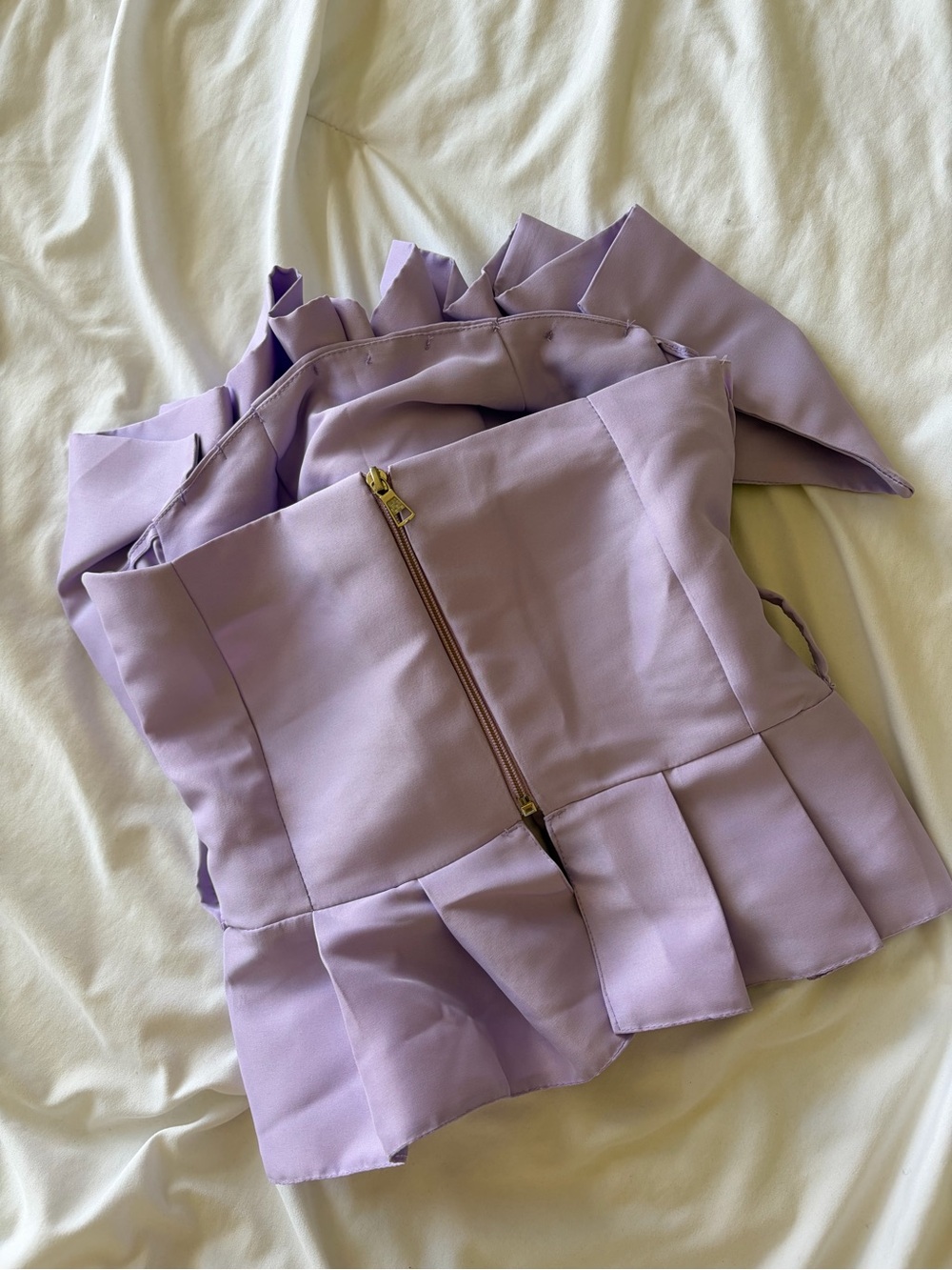 Lavender Ruffle One-Shoulder Crop Top - Picture 6 of 7